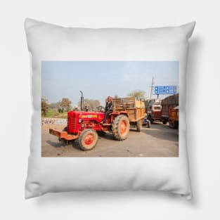 Mahindra 475 DI tractor in India Pillow