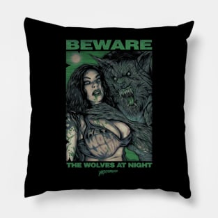 WOLF MOON GREEN Pillow