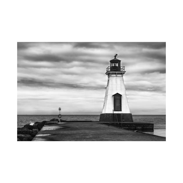 Port Dalhousie Lighthouse 1 B+W by jforno