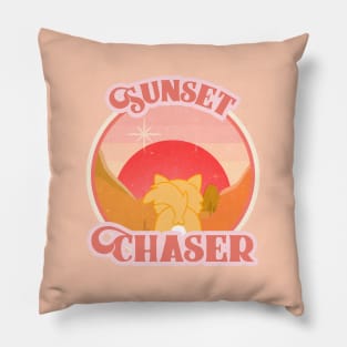 Cat looking at sunset Pillow