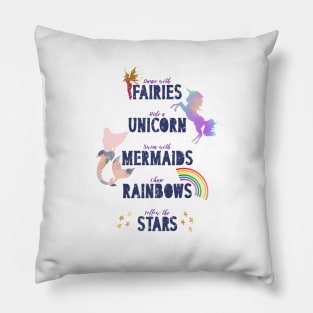 dance with fairies Pillow