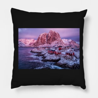 The Glow of an Arctic Dawn at Noon Pillow