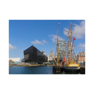 The Liverpool Waterfront, England, UK T-Shirt