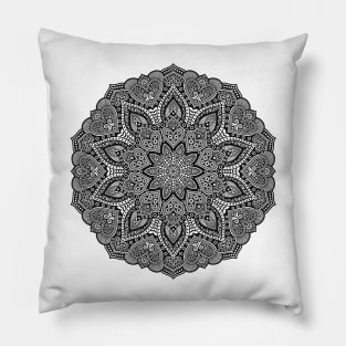 Intricate mandala Pillow