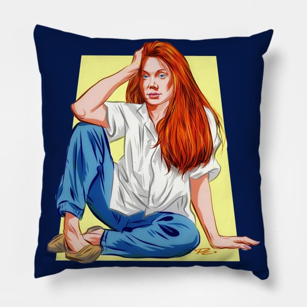 Sissy Spacek - An illustration by Paul Cemmick Pillow by PLAYDIGITAL2020