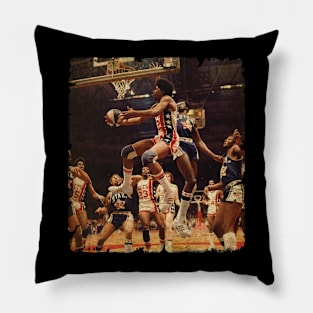 John Williamson vs Julius Erving Pillow