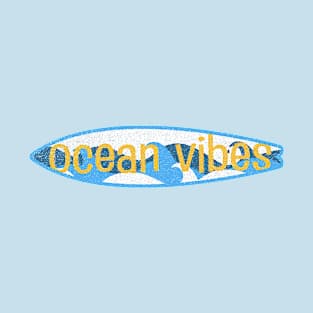 Vintage Ocean Vibes Surfboard Surf Beach Waves Surfing T-Shirt