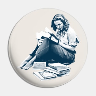 Sylvia Plath / Retro Duotone Fan Design Pin