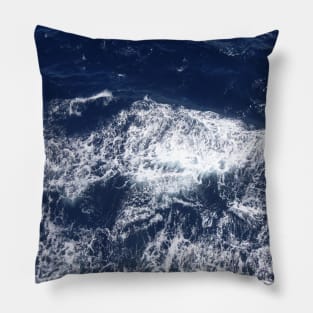 ocean waves Pillow