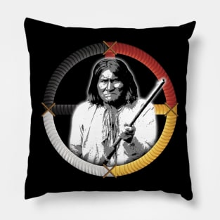 MEDICINE WHEEL 2 Goyaałé (Geronimo) Pillow