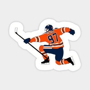 McDavid Celly Magnet