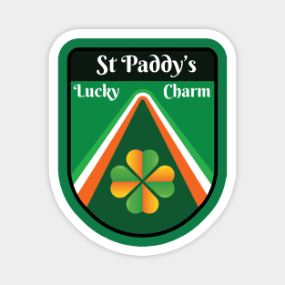 St Patrick's Day Retro Vintage 80s Shamrock Magnet