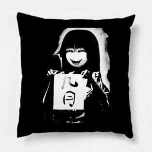 Free Talisman / Patient 022 Pillow