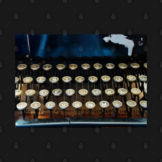 Antique Typewriter Keyboard by jojobob