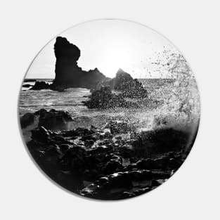 Djúpalónssandur B&W Pin