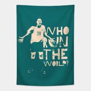 Who run the world? Kerr! Tapestry