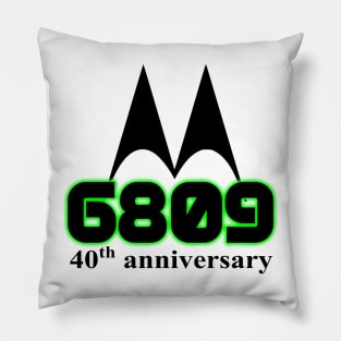 6809 40th anniversary Pillow