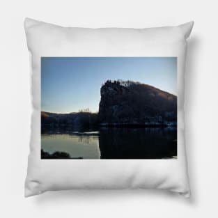 Drifting By A Castle Pillow