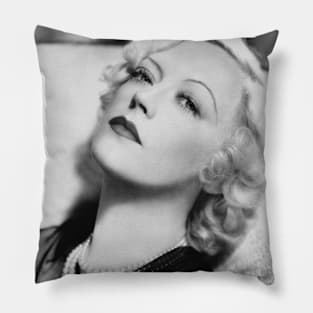 Marion Davies #10 Pillow