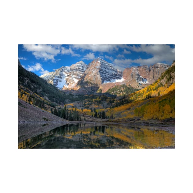 Colorado Maroon Bells in Autumn by dawn2dawn