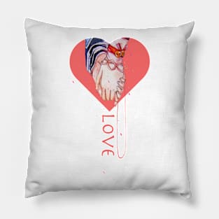 love t-shirt Pillow