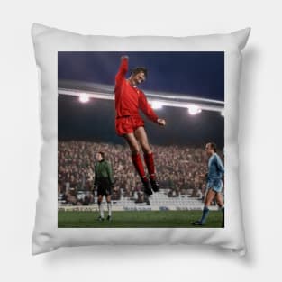 Terry McDermott in colour #andythephotodr Pillow