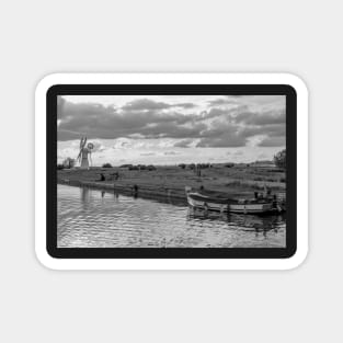 Thurne Dyke in the Norfolk Broads National Park Magnet