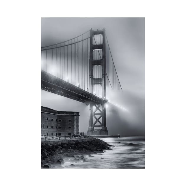 Golden Gate in Fog B+W by jforno