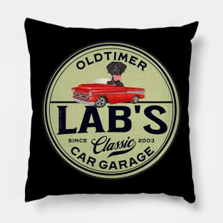 Labrador Old Timers Classic Garage Pillow