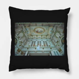 Chateau alla italia Pillow