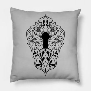 Lock to my heart Pillow