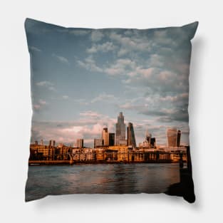 Riverside Walk - London Pillow