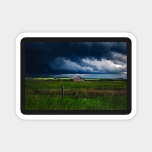 Storm rolling over the Prairies. Magnet