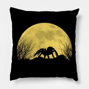 Spider tarantula under the moon Pillow