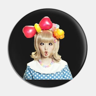 Kyary fishy lips Pin