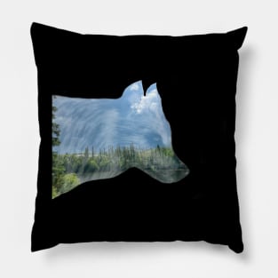 The Forest in the Wolf Pillow