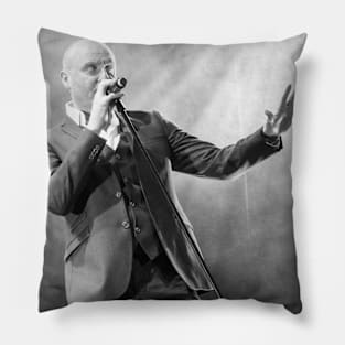 Glenn Gregory Pillow