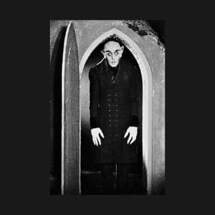 Nosferatu: Count Orlok - A Deep Dive into the 1922 Horror Cinema Classic .. T-Shirt