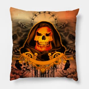 Creepy skull Pillow