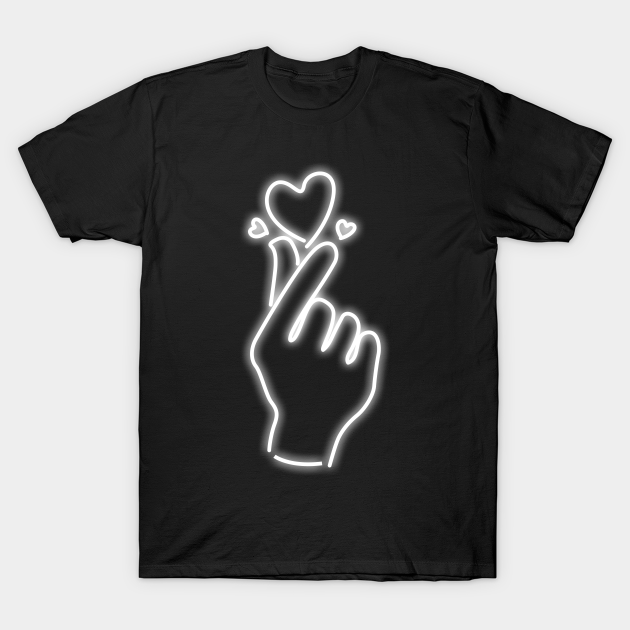 Discover Korean Graphic Finger Heart Hand I Love You Kpop Merch K-pop - Korean Gift Idea - T-Shirt