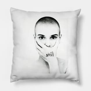 Sinead O'Connor - Halftone Pillow