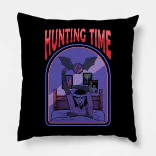 hunting time Pillow