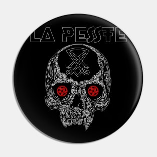 Skull red eyes Pin