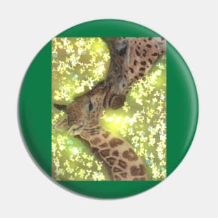 Giraffe Mom and Baby Pin