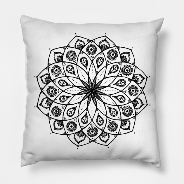 Mandala Pillow by Tati_Alecrim