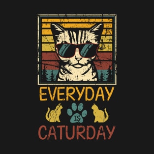 Everyday is Caturday funny mom dad cat lover T-Shirt