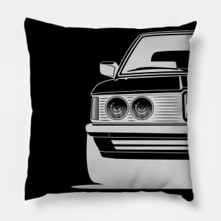 E21 1980 Pillow