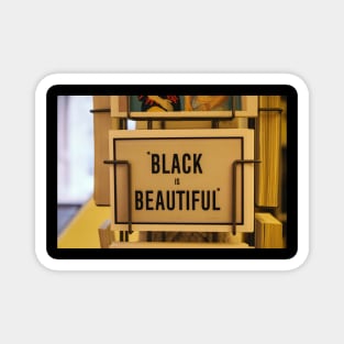 Black is beautiful Magnet