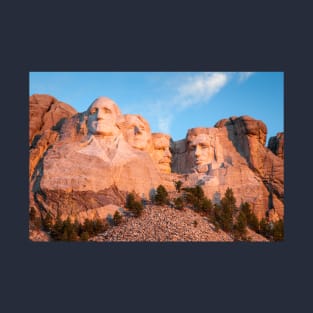 Mount Rushmore National Memorial - Black Hills, South Dakota T-Shirt