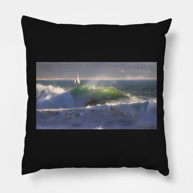 Nazaré waves. Pillow by terezadelpilar